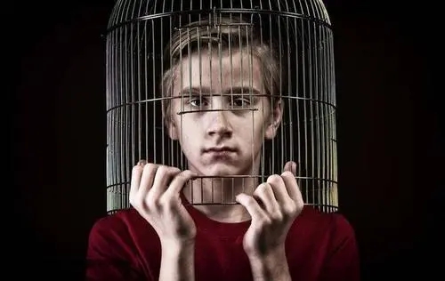 ��ͯ����